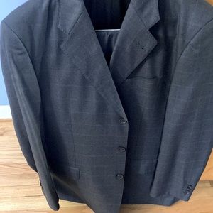 Men’s window pane suit.